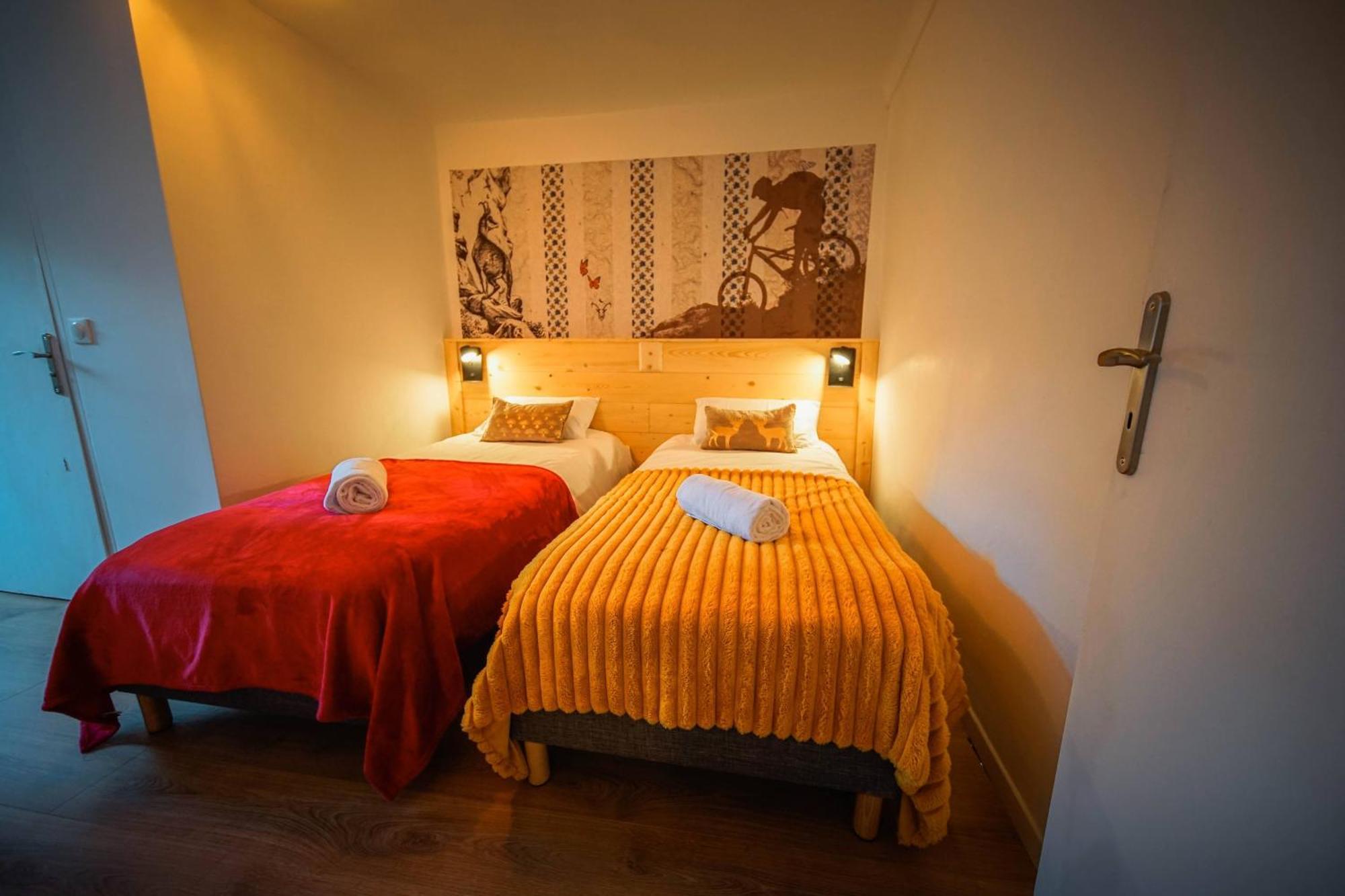 Le Petit Cerf Hotel Cervières Екстериор снимка