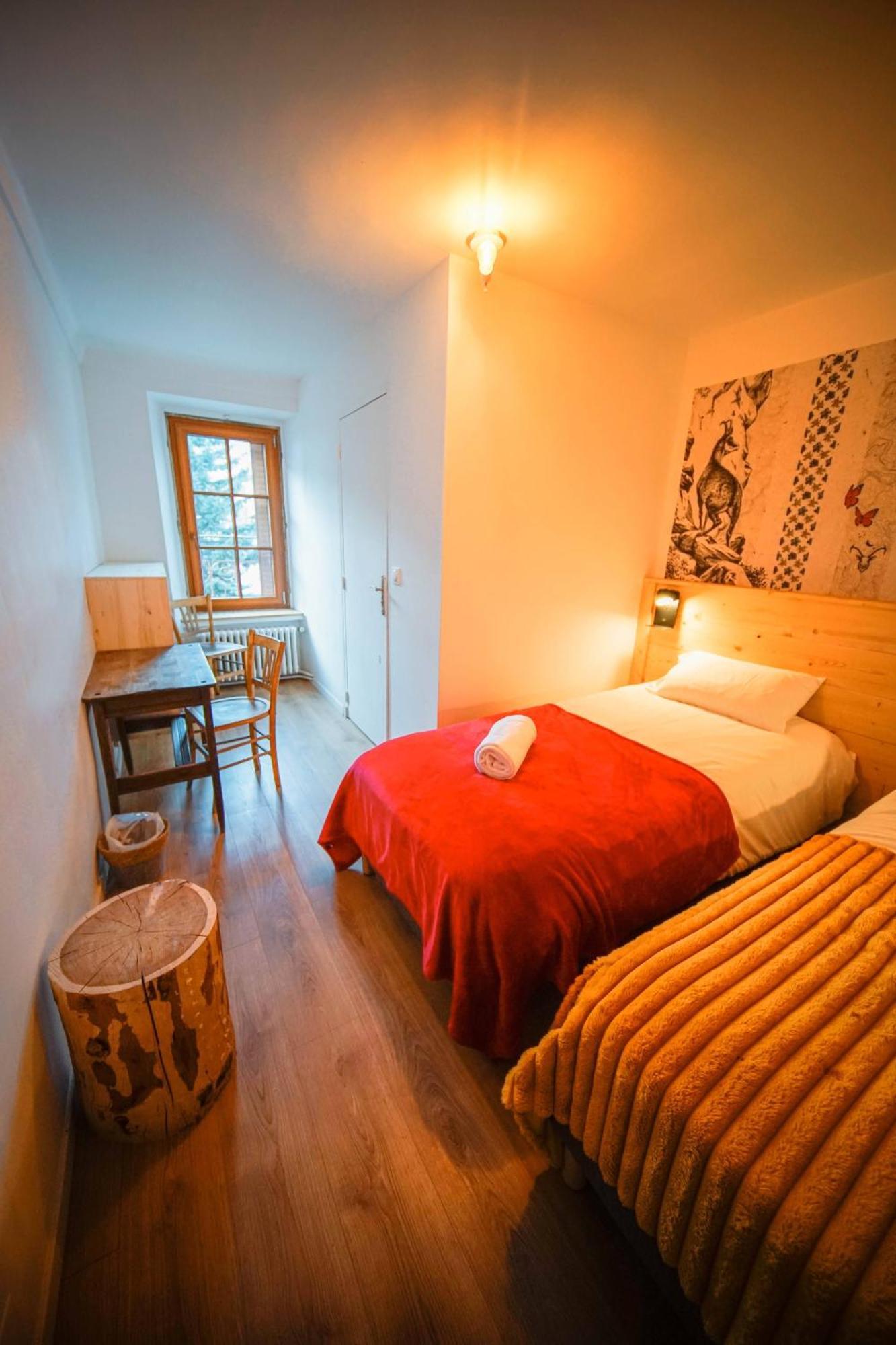 Le Petit Cerf Hotel Cervières Екстериор снимка